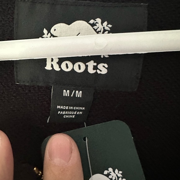 NWT roots zip up hoodie - Picture 2 of 4